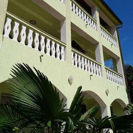 Holiday Home Matosevic 梅杜林 外观 照片