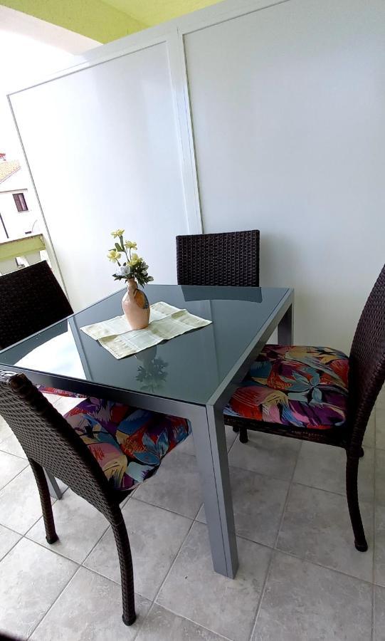 Holiday Home Matosevic 梅杜林 外观 照片